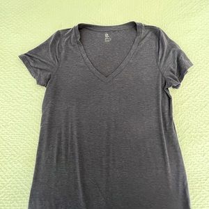 Gap purple v neck T-Shirt